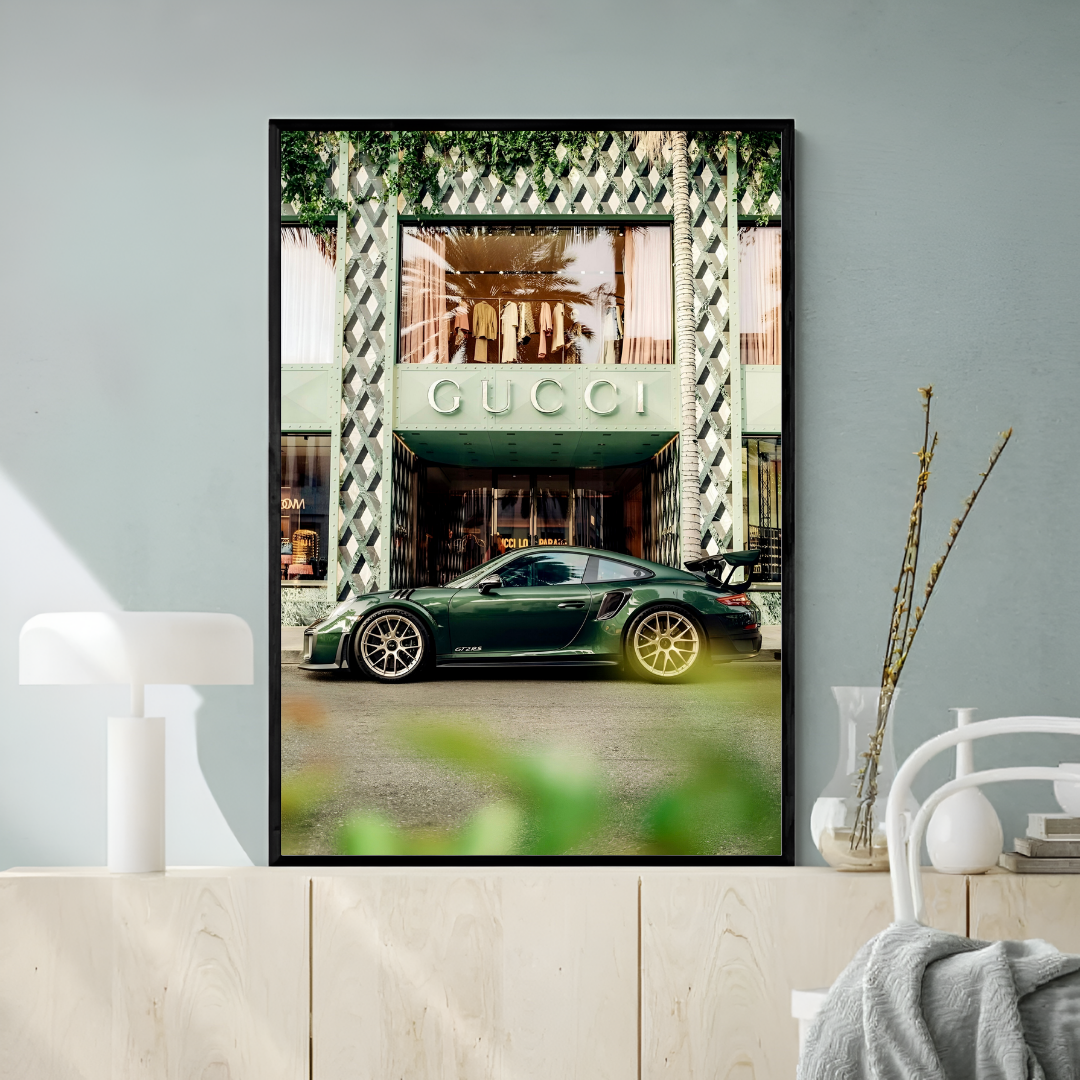 Porsche GT2 RS Gucci - Old money