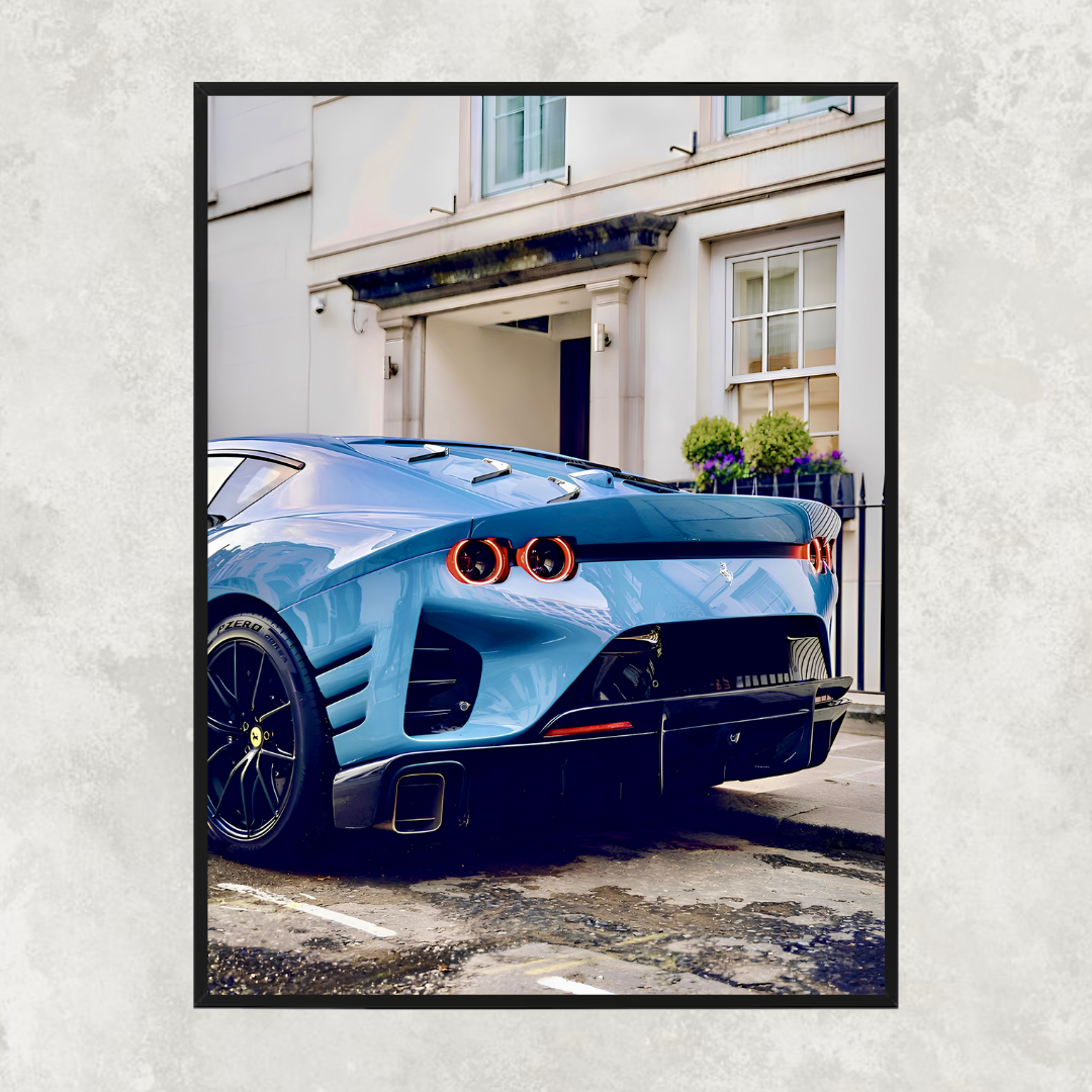 Ferrari 812 Competizione London - Old money