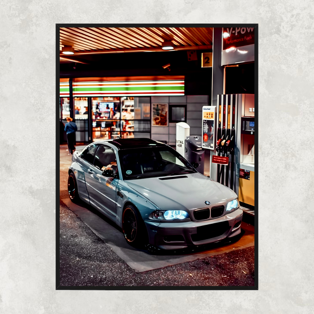 BMW M3 E46 Gas Station - Old money