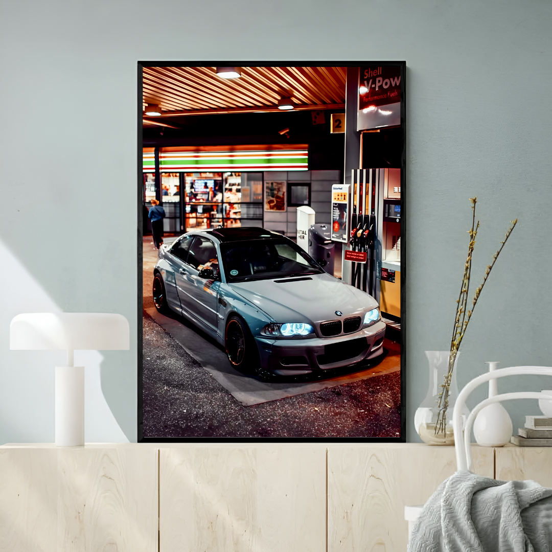 BMW M3 E46 Gas Station - Old money