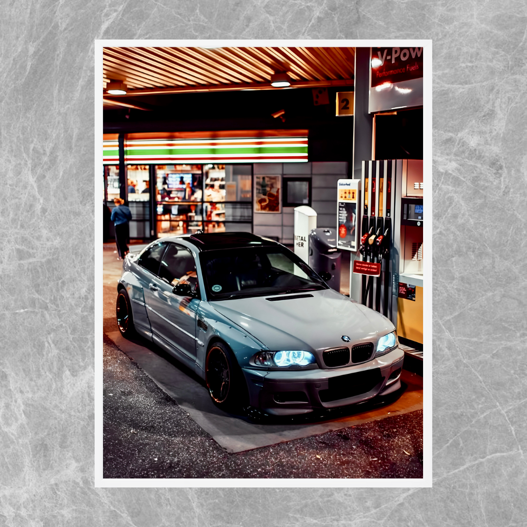 BMW M3 E46 Gas Station - Old money