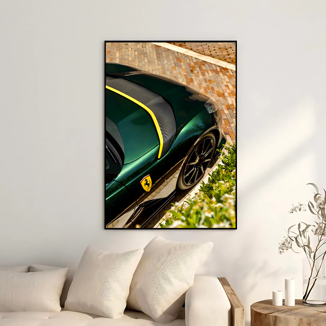 Ferrari 812 Competizione Green Side - Old Money