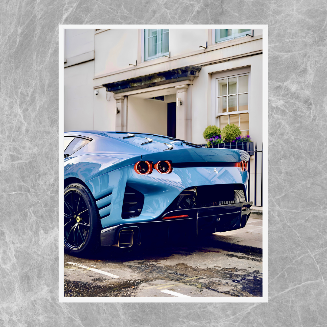 Ferrari 812 Competizione London - Old money