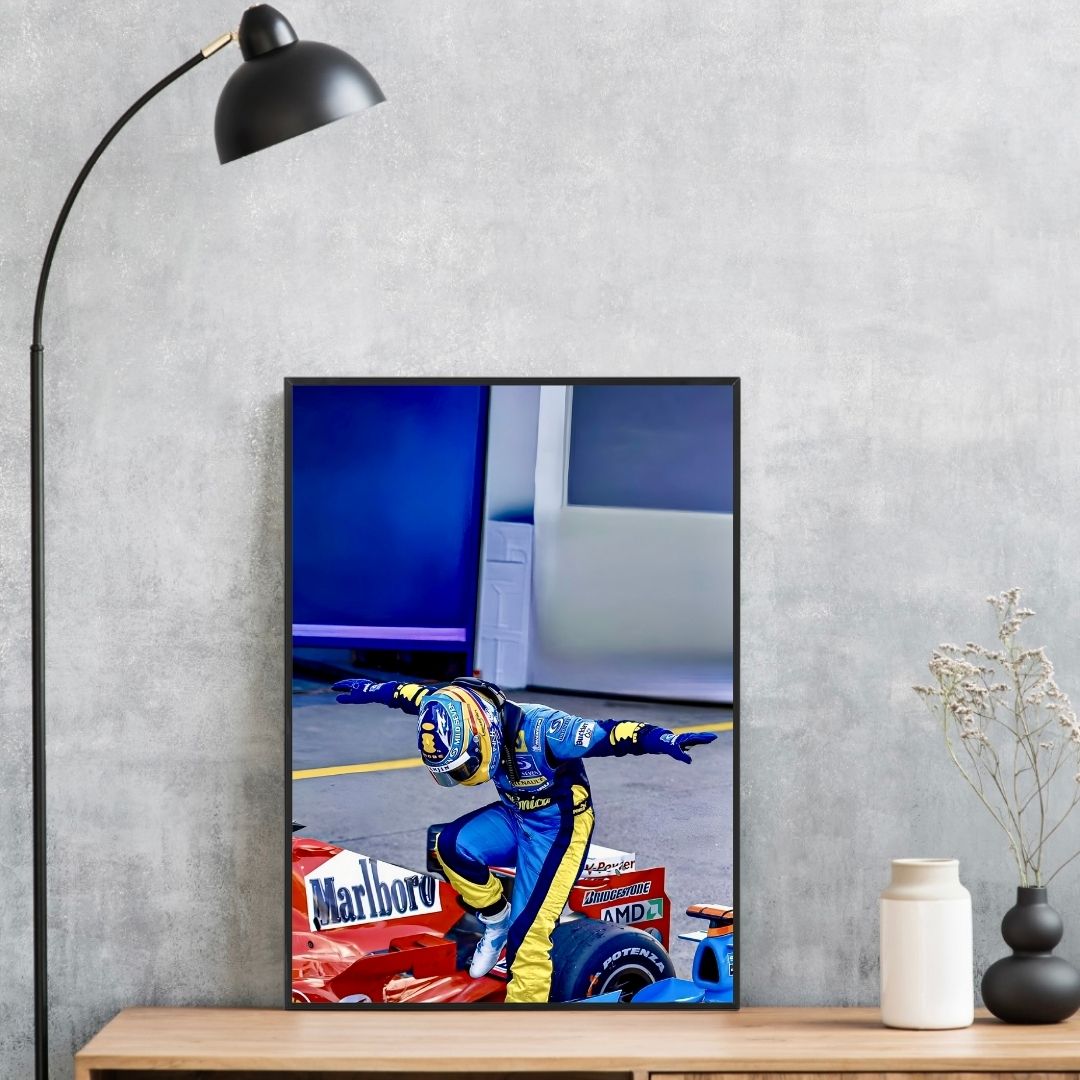 Fernando Alonso Renault R25 F1 - Gallery