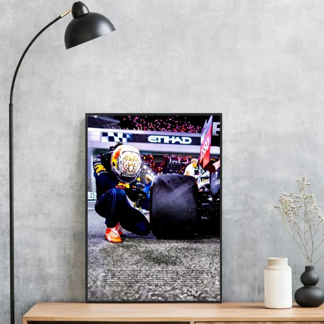 Max Verstappen Wins 4th F1 World Championship Knee - Gallery